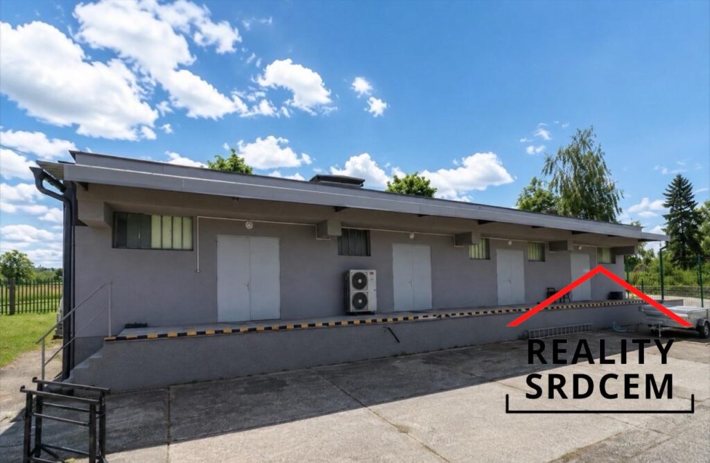 Pronájem skladových a obchodních prostor s rampou, 275 m2 Šenov